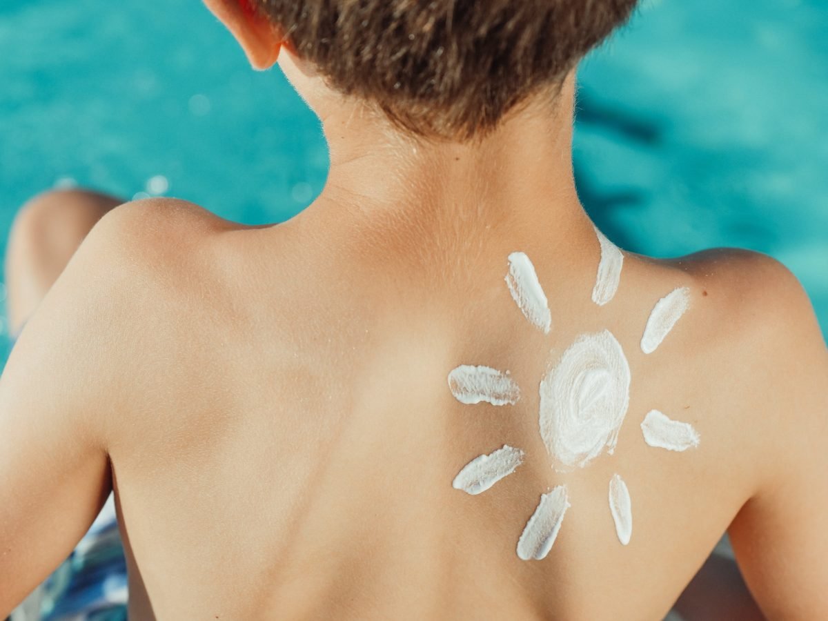 Why Sunscreen Is Essential Year-Round: Protect Your Skin from Harmful UV Rays! 1 Why Sunscreen Is Essential Year-Round: Protect Your Skin from Harmful UV Rays!